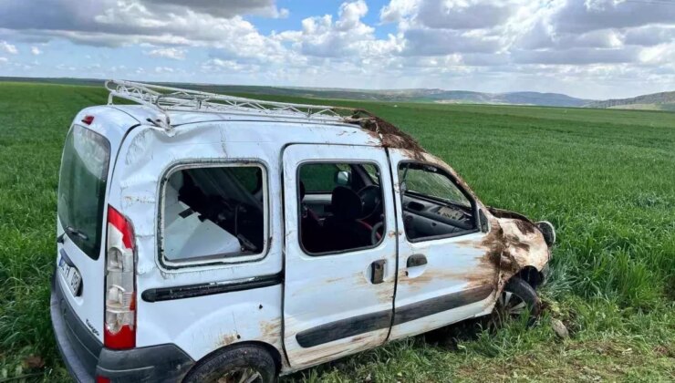 Adıyaman’da Otomobil ve Hafif Ticari Araç Çarpıştı: 6 Yaralı