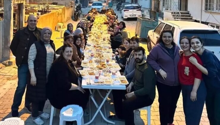 Bandırma’da Geleneksel İftar Yemeği ile Ramazan Coşkusu Yaşandı