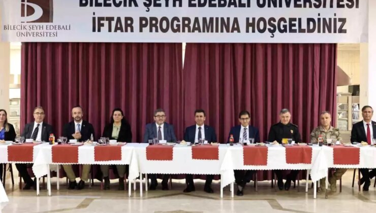Bilecik Şeyh Edebali Üniversitesi’nde İftar Programı