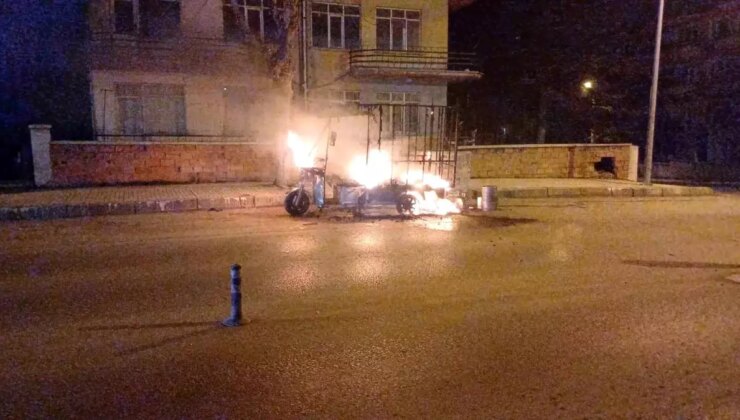 Çorum’da Motosiklet Yangını, Sahibinden Gözyaşlarıyla Karşılandı