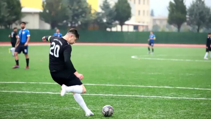 Denizli, Okul Sporları Futbol Gençler Grup Şampiyonası’na Ev Sahipliği Yapacak