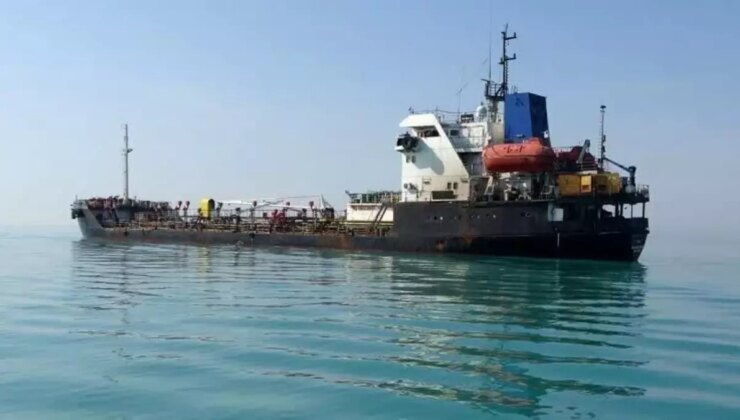 İran, Basra Körfezi’nde Kaçak Akaryakıt Taşıyan İki Yabancı Tankere El Koydu