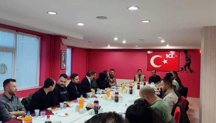 Kaymakam Aslantatar, Öğretmenlerle İftar Sofrasında Buluştu