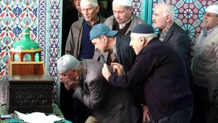 Kütahya’da Sakal-ı Şerif Ziyareti Büyük İlgi Gördü