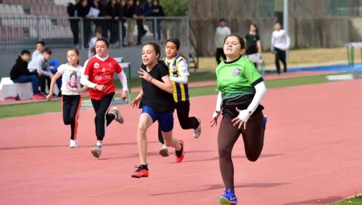 Osmaniye’de Okul Sporları Atletizm Müsabakaları Sona Erdi