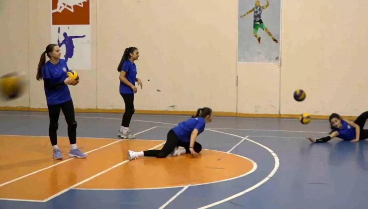 Rize’nin Yıldız Kızları Türkiye Kupası İçin Yola Çıkıyor