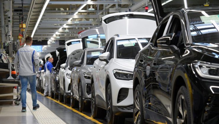 AB-ABD ticaret anlaşması otomotiv sektörünü nasıl etkileyecek?