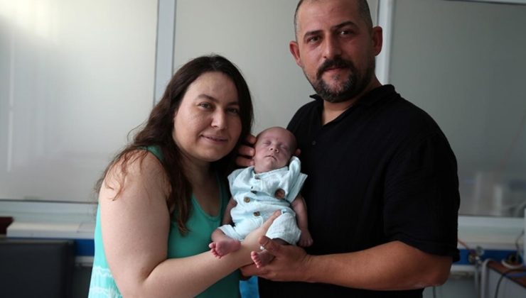 800 gram doğan bebek, 4 aylık kuvöz sürecinin ardından taburcu edildi