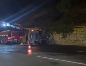 Ankara’da otobüs ile kamyonet çarpıştı: 6 yaralı