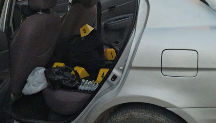 Evinin önünde pompalı tüfekle vuruldu