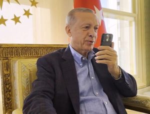 Gençler istedi, Cumhurbaşkanı Erdoğan telefonla bağlandı