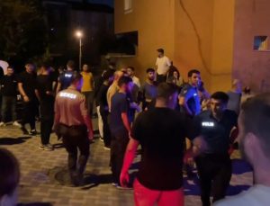 Sokakta bıçaklı saldırıya uğrayan kadın öldü