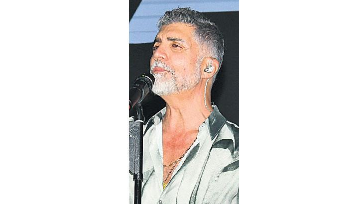 ‘İnsan en çok yakınından sınanır’