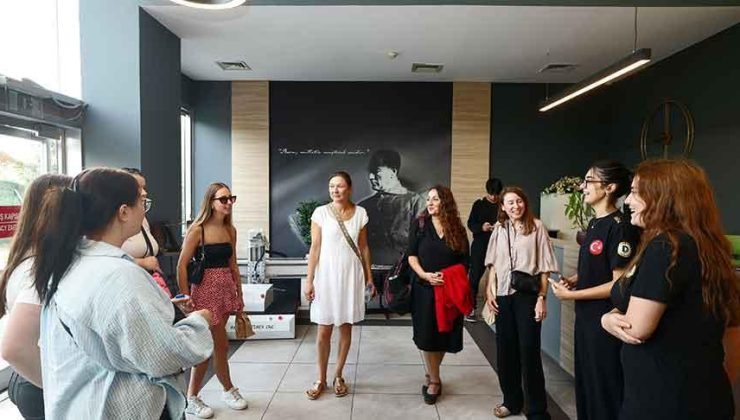 Alman öğrenciler Demirören Medya ve Teknoloji MTAL'i ziyaret etti