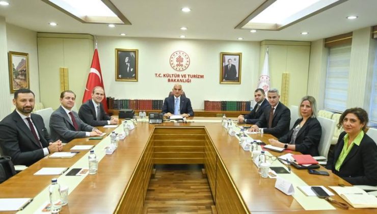 Bakan Ersoy, Google Küresel İlişkiler Başkanı Kent Walker ve ekibiyle görüştü