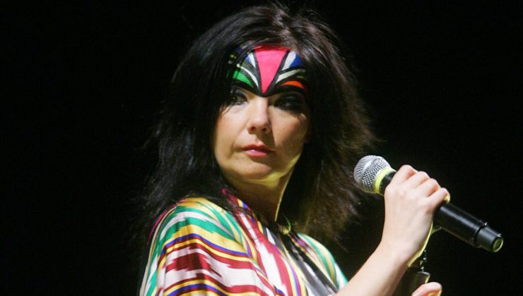 Björk, şarkılarına İsrail’den erişilmesini engelledi