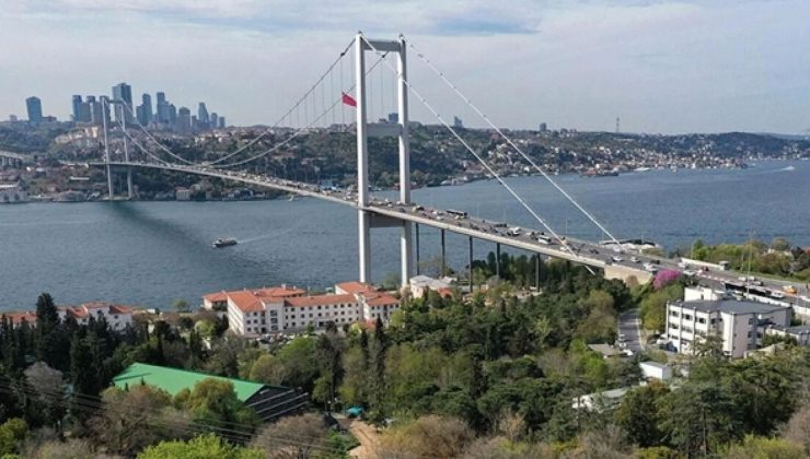 Boğaz’da gemi trafiği çift yönlü askıya alındı