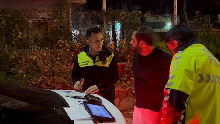 Bursa’da polise kardeşinin kimliğini verdi, parmak izi ele verdi