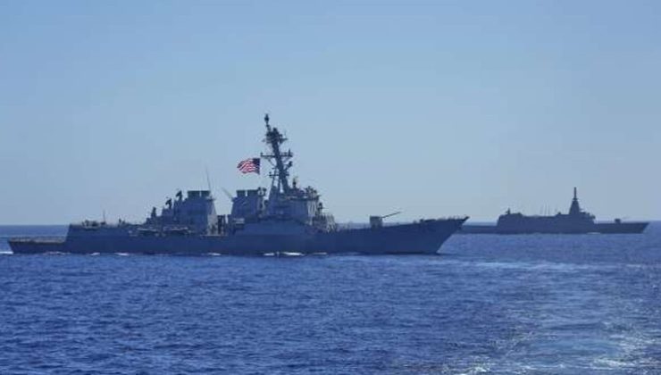Doğu Çin Denizi’nde ABD, Güney Kore ve Japonya tatbikatı