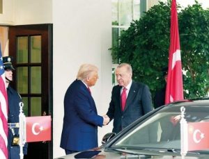 Erdoğan’a Beyaz Saray’da tam teşekkül protokol