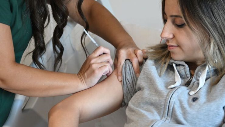 Grip aşısı her yıl yaptırılmalı! Peki kimlere grip aşısı gerekli?