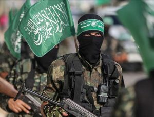 Hamas’tan İsrail’e uyarı: Esirlerin ‘veda fotoğrafını’ yayınladı