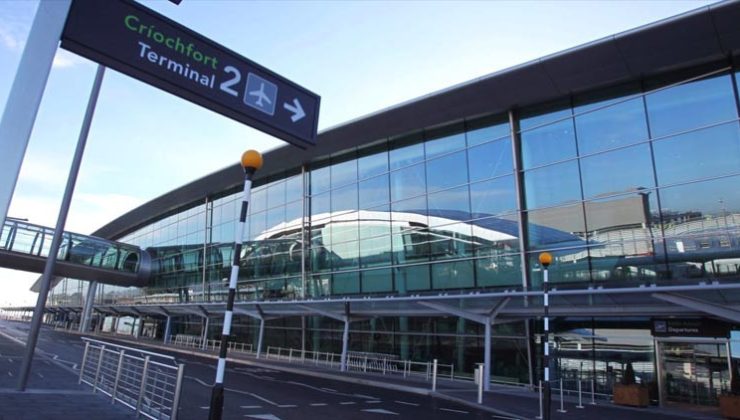 Havalimanında bomba paniği: Yolcular tahliye edildi