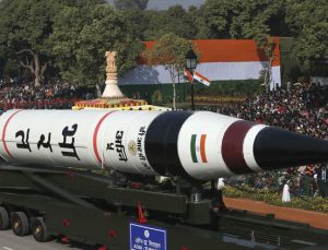 Hindistan yeni balistik füzesini test etti