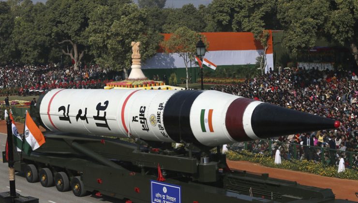 Hindistan yeni balistik füzesini test etti