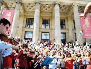 İsrail’e kültürel boykot çığ gibi büyüyor