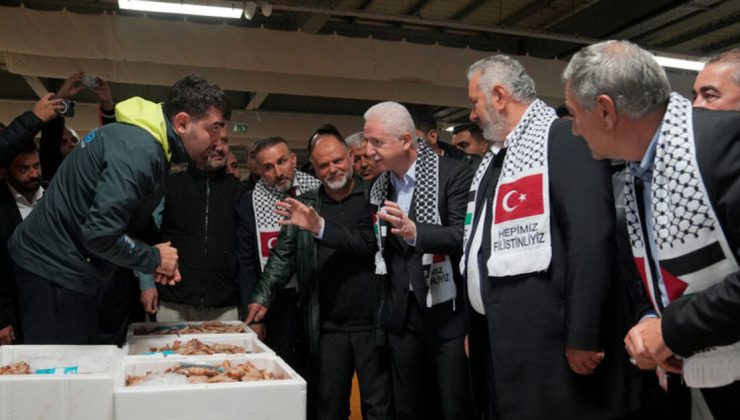 İstanbul’da balıkçılar bir günlük kazançlarını Gazze’ye bağışladı