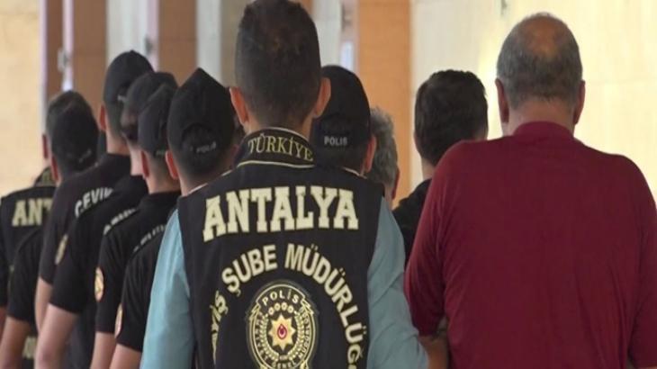 İzmir'de 730 milyonluk film gibi dolandırıcılık! 'Dublör' her şeyi itiraf etti