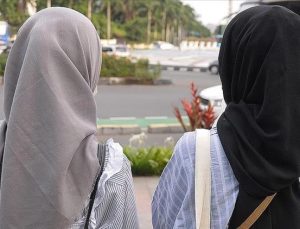 KKTC’de ‘lisede başörtüsü’ kararı AYM’den döndü