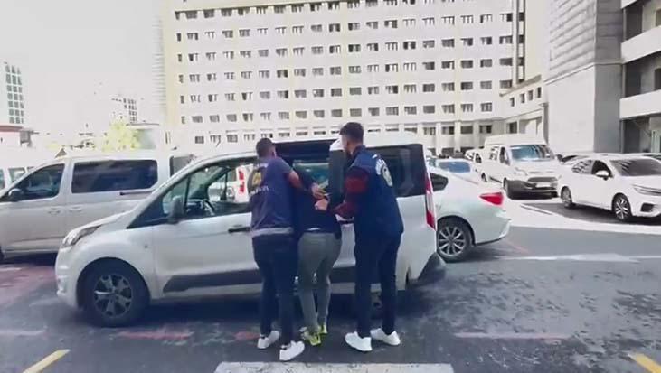 Komedyen Egemen Şimşek, Hz. Musa ve Hz. İsa’ya hakaret iddiasıyla tutuklandı