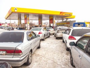 Petrol zengini ama Ukrayna Rusya’yı yakıtsız bırakıyor