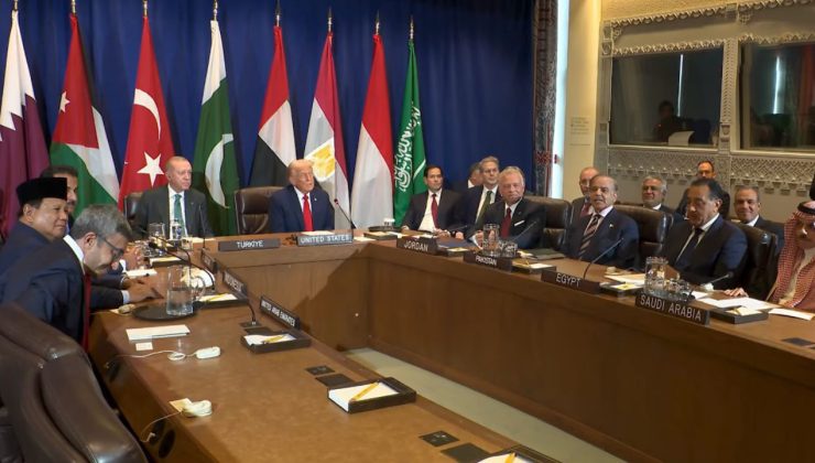 Politico: Trump, Müslüman liderlere, İsrail’in Batı Şeria’yı ilhak etmesine müsaade etmeyeceği sözünü verdi