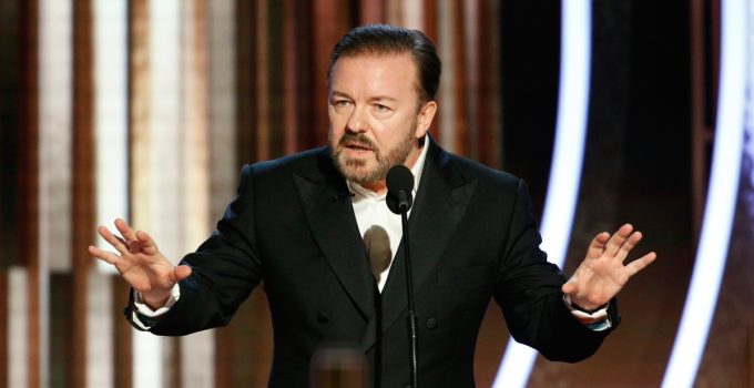 Ricky Gervais, Emmy Ödülleri’ndeki siyasi konuşmaları yerden yere vurdu: Hâlâ dinlemiyorlar