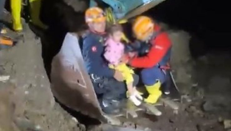 Rize’de sağanak yağış, sel ve heyelana neden oldu