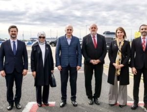 TBMM Başkanı Kurtulmuş, Macaristan’da! Cumhurbaşkanı Sulyok ve Başbakan Orban ile görüşecek