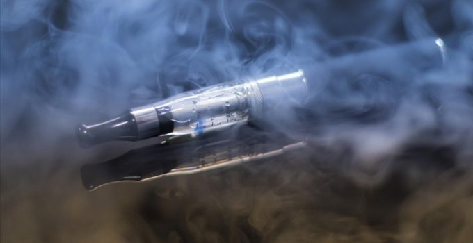 Tütün endüstrisinden gençlere yeni nesil saldırı: Elektronik sigara