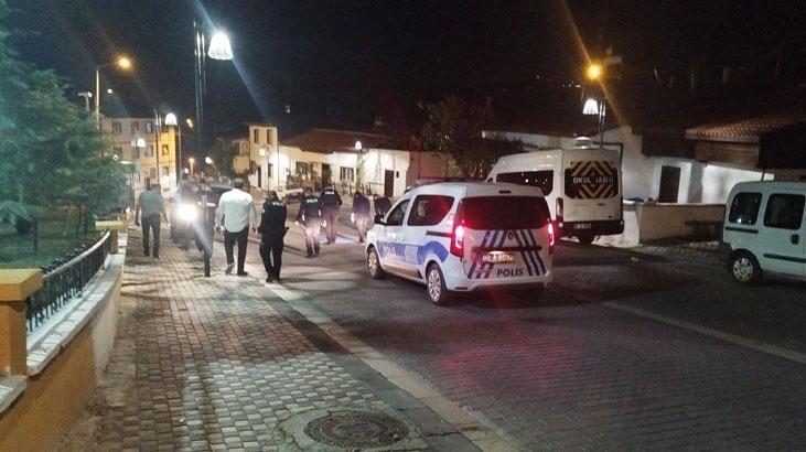 Yolda yürürken sırtına isabet eden mermi ile ağır yaralandı