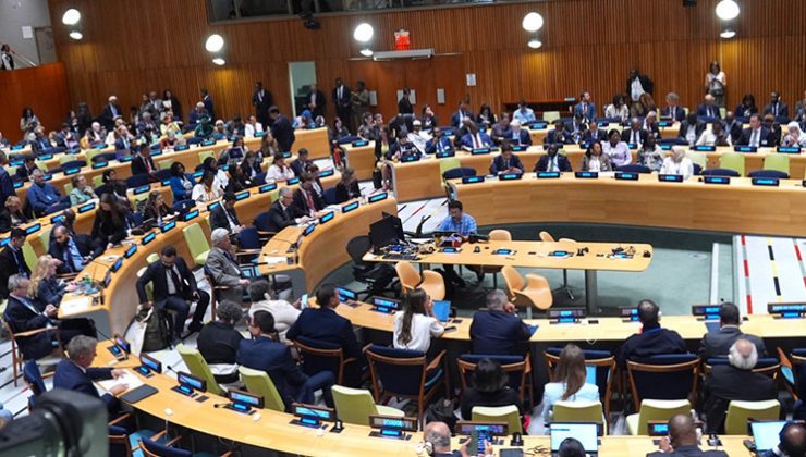 AB Komisyonu ‘casusluk’ iddialarını araştıracak