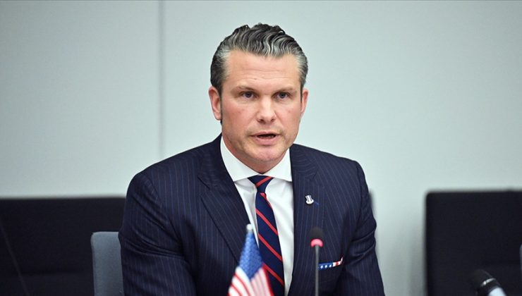 ABD Savunma Bakanı Hegseth’in uçağının İngiltere’ye acil iniş yaptığı bildirildi