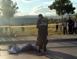 Afyonkarahisar’da motosiklet ile TIR çarpıştı: 2 ölü