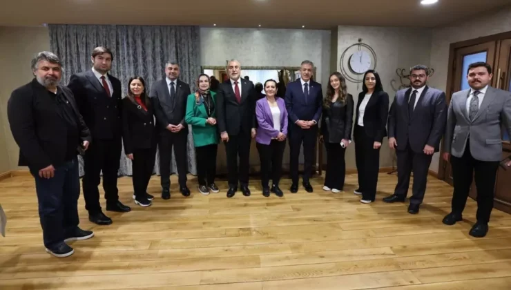 Bakan Işıkhan’dan asgari ücret mesajı