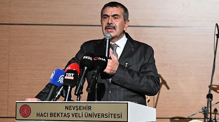 Bakan Tekin, Nevşehir'de 'Kim Var' sanat etkinliğine katıldı