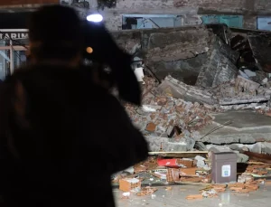 Balıkesir depremindeki yıkımın boyutu! İşte bölgeden ilk görüntüler