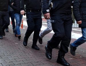 Bursa merkezli 6 ilde suç örgütlerine ve silah ticaretine yönelik operasyonlarda 16 zanlı tutuklandı