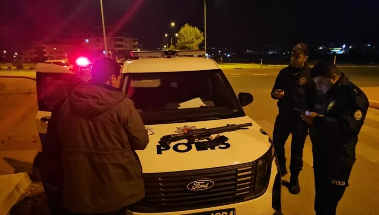 Çorum’da Bıçaklı ve Silahlı Kavga: 3 Yaralı