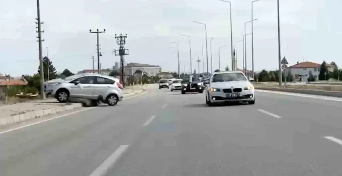 Çorum’da Düğün Konvoyunda Kaza: 2 Yaralı